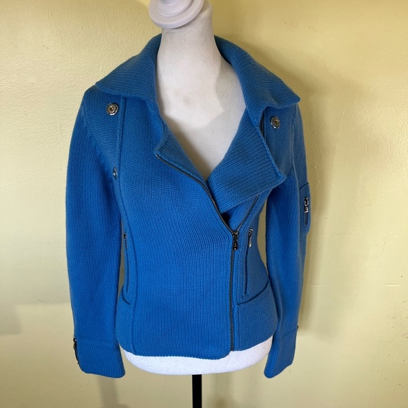 One Girl Who Blue Women's Moto Style Sweater Size Small - Picture 1 of 10